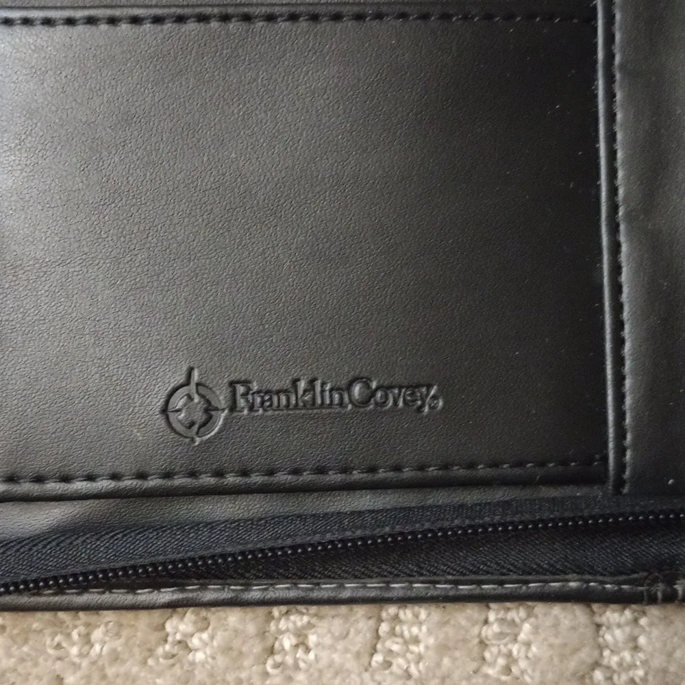 Franklin Covey Black Office Binder